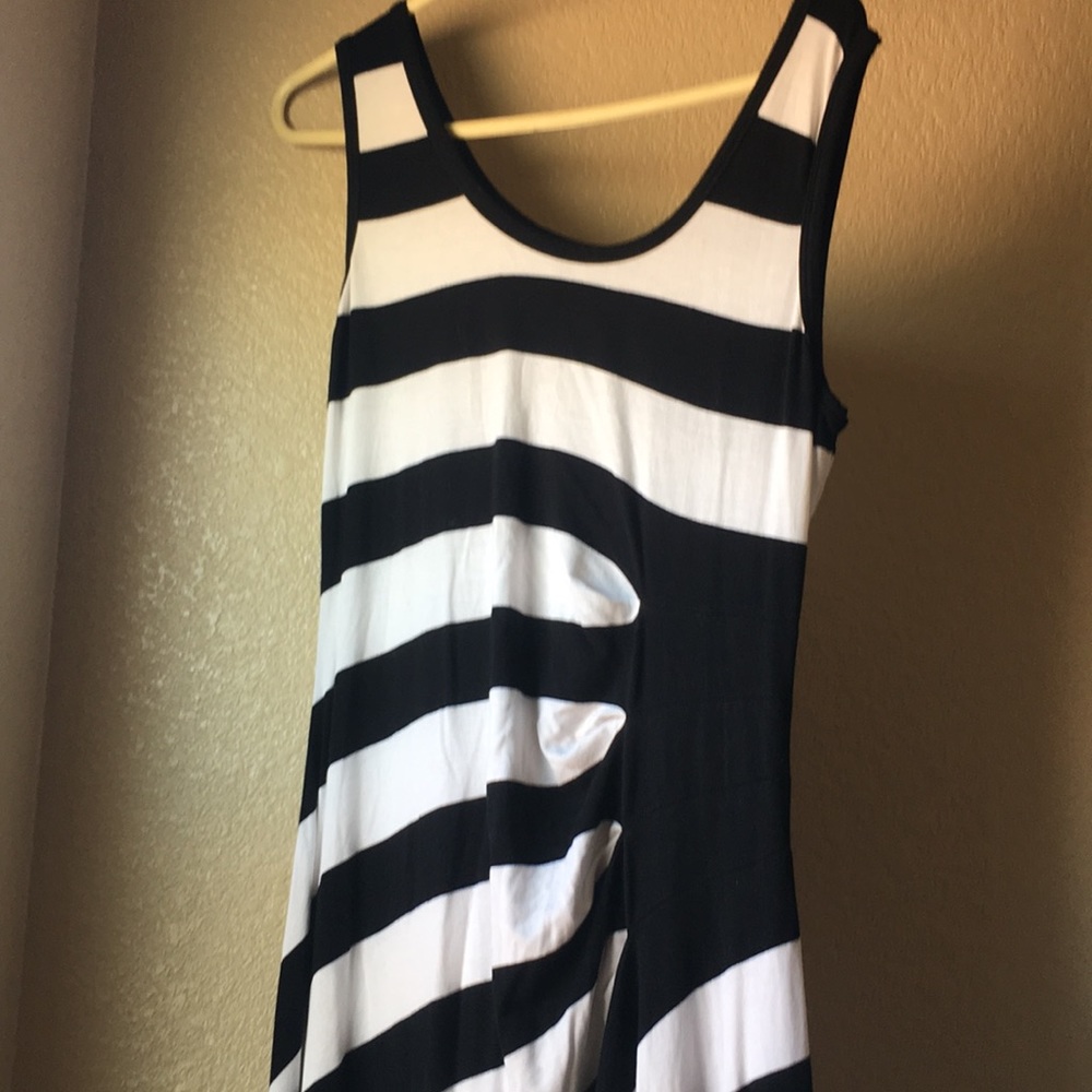 Striped Maxi dress with cinched side